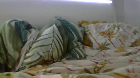 Snapshot of beeinmedeep chatting on 6, 3, 2025 beeinmedeep online show from 6, 3, 2025