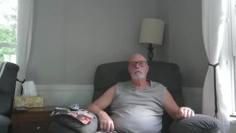 beep_b33p online show from 1, 6, 2026
