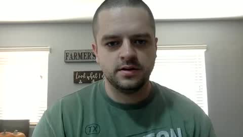 Snapshot of beginnersluck111 chatting on 14, 10, 2025 Beginners Luck online show from 14, 10, 2025