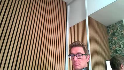 Snapshot of belami_france chatting on 6, 10, 2025 SexFriendFrance online show from 6, 10, 2025