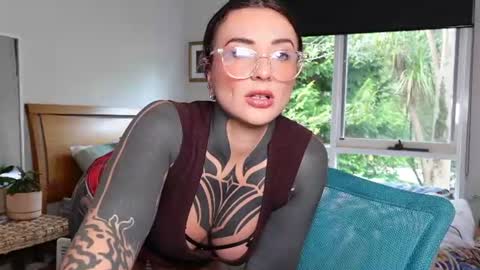 Snapshot of belen_osqura chatting on 17, 6, 2026 Alt Aussie online show from 17, 6, 2026