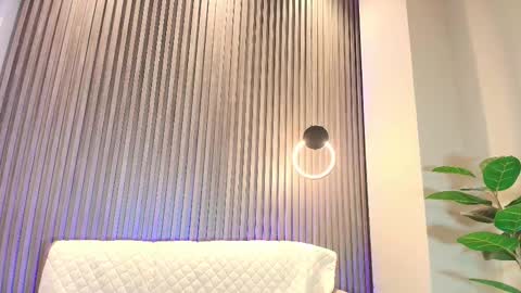 Snapshot of belinda_hills chatting on 13, 2, 2025 belinda online show from 13, 2, 2025