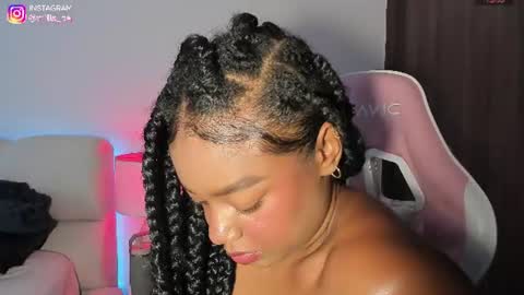 Snapshot of belkis_mills chatting on 10, 7, 2026 Belkis online show from 10, 7, 2026