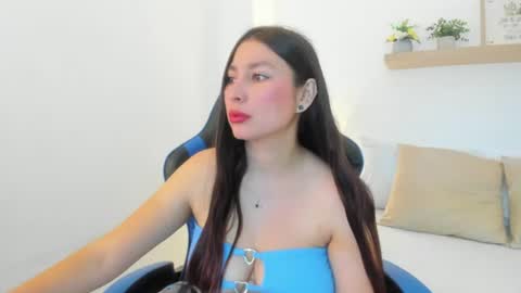 Snapshot of bella_99x chatting on 17, 7, 2026 Bel 3 online show from 17, 7, 2026
