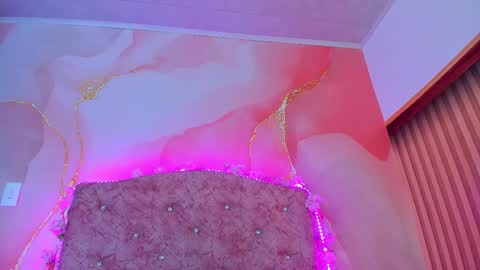 Melanie  online show from 20, 2, 2025