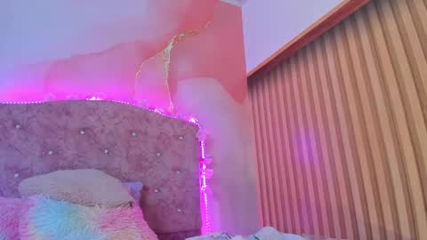 Melanie  online show from 8, 3, 2025