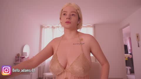 Snapshot of bella_adams_ chatting on 12, 3, 2026 isabella online show from 12, 3, 2026