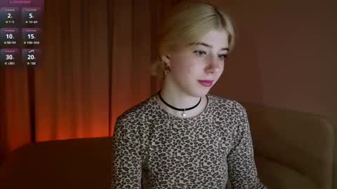 Snapshot of bella_amoury chatting on 18, 5, 2026 Bella online show from 18, 5, 2026
