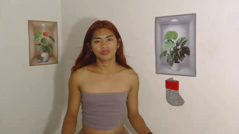 Snapshot of bella_bliss14 chatting on 13, 1, 2026 bella_bliss14 online show from 13, 1, 2026