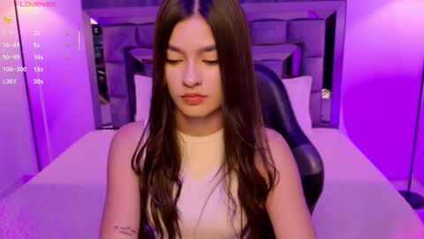 Bella  online show from 30, 10, 2025