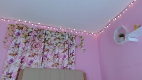 bella_gentle online show from 11, 3, 2025