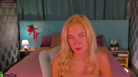 Bella online show from 22, 9, 2025