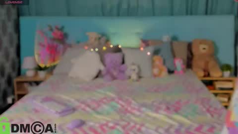 Bella online show from 3, 11, 2025