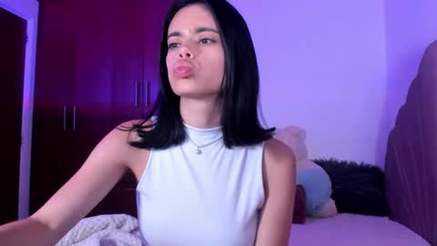 Snapshot of bella_sun_ chatting on 19, 2, 2025 Valeria Model Independent online show from 19, 2, 2025