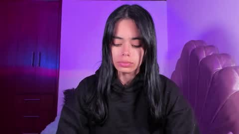 Snapshot of bella_sun_ chatting on 28, 10, 2025 Valeria Model Independent online show from 28, 10, 2025