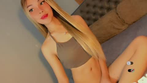 Snapshot of bella_tara chatting on 18, 5, 2026 Bella online show from 18, 5, 2026