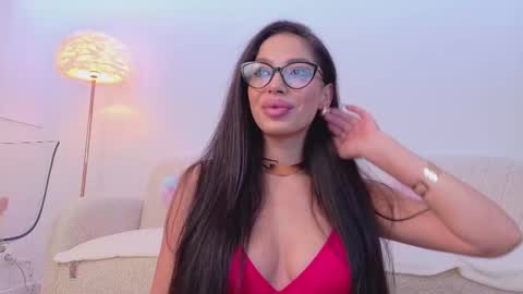 Bella online show from 21, 10, 2025