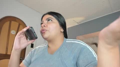 bellaboobs_ online show from 26, 2, 2026