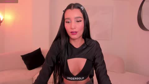  Bella C  online show from 22, 1, 2025