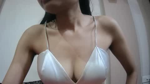 Snapshot of bellacrystall chatting on 26, 1, 2025 bellacrystall online show from 26, 1, 2025