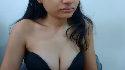 Snapshot of bellacrystall chatting on 14, 1, 2026 bellacrystall online show from 14, 1, 2026