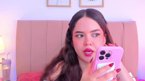 BellaFontana online show from 2, 4, 2026