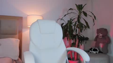 Bella Mia online show from 2, 3, 2026