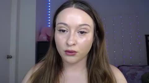 Bella Monroe online show from 5, 1, 2025