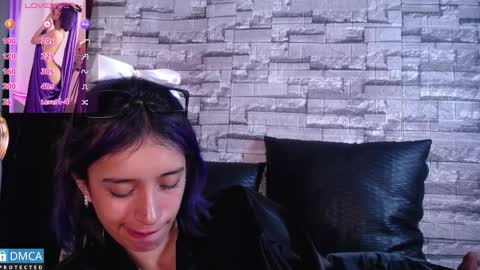   online show from 29, 1, 2025