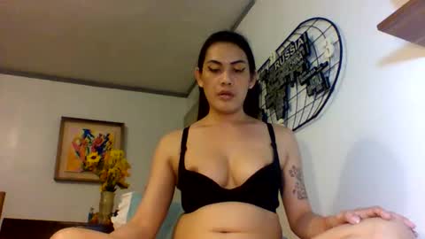 Snapshot of bellaqueen69 chatting on 2, 3, 2026 Bella shane online show from 2, 3, 2026