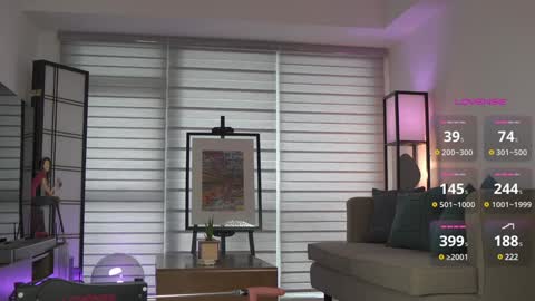 Snapshot of belle_adrienne chatting on 5, 2, 2025 Belle Adrienne IG online show from 5, 2, 2025