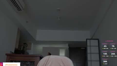 Belle Adrienne  IG  online show from 25, 2, 2026