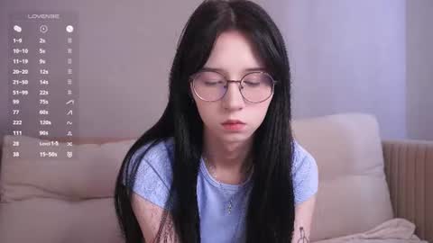Snapshot of belle_phine chatting on 19, 7, 2026 Bea online show from 19, 7, 2026