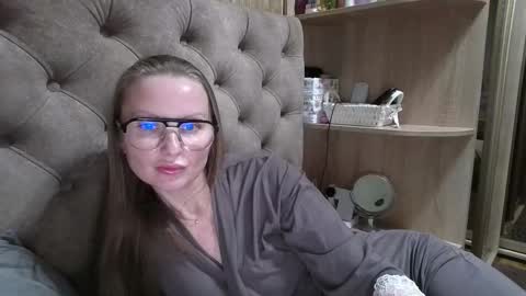 Amelia online show from 8, 9, 2025
