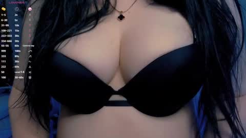 Snapshot of bellelovexx chatting on 27, 6, 2026 Hello I am kind friendly and cute girl online show from 27, 6, 2026