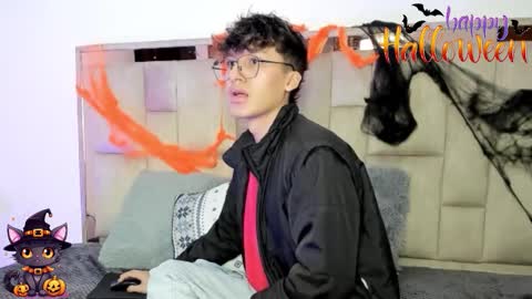 Neon online show from 24, 10, 2025