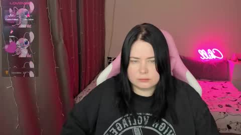 LinaBoo online show from 3, 2, 2026