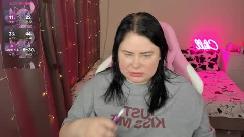 LinaBoo online show from 7, 2, 2026