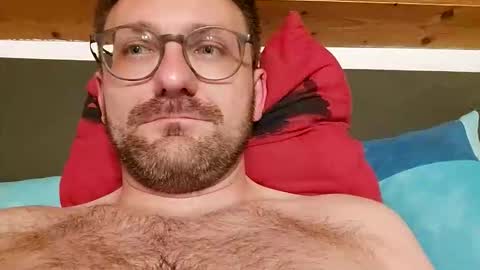 ben00189 online show from 17, 9, 2025