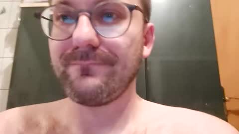 ben00189 online show from 28, 10, 2025