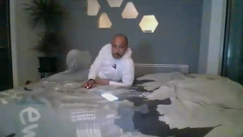 benbare13 online show from 10, 3, 2025