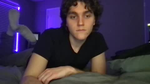 Snapshot of benchedtoast chatting on 5, 2, 2025 benchedtoast online show from 5, 2, 2025