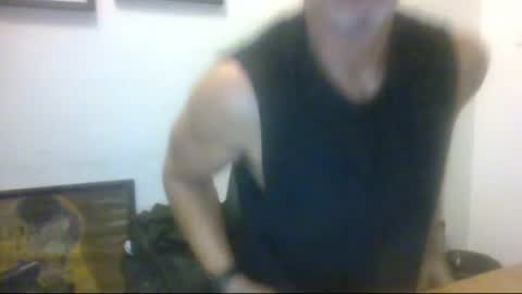 Snapshot of benedett22 chatting on 29, 5, 2026 benedett22 online show from 29, 5, 2026