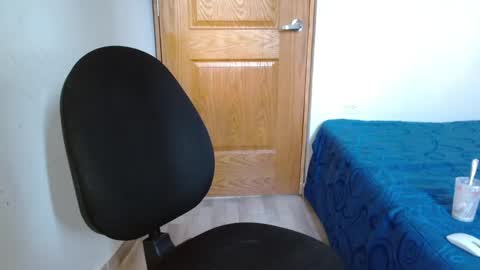 benjamin_isaac online show from 8, 12, 2024