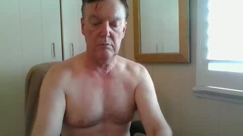 Snapshot of benjoid chatting on 3, 3, 2026 benjoid online show from 3, 3, 2026