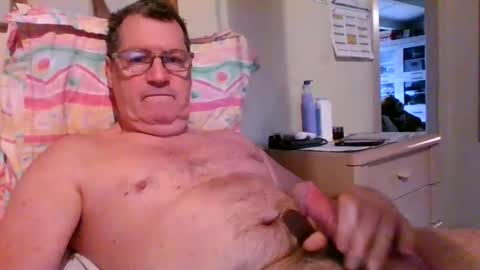 Snapshot of bennybutterfly007 chatting on 3, 2, 2026 bennybutterfly007 online show from 3, 2, 2026