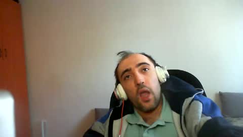 bentish online show from 28, 1, 2025