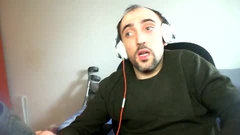 bentish online show from 12, 2, 2025