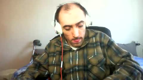 Snapshot of bentish chatting on 17, 12, 2025 bentish online show from 17, 12, 2025