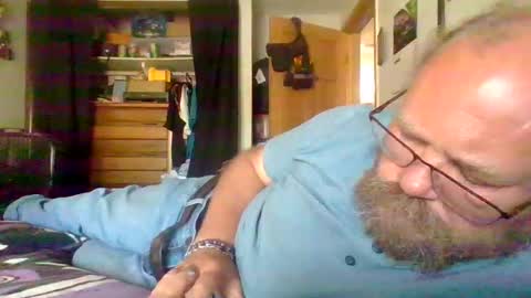 Snapshot of bergeeric1970 chatting on 2, 10, 2025 bergeeric1970 online show from 2, 10, 2025